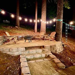 Firepit~Horseshoes~King Bed~Near Lake, Wine, Farms Pollock Pines Exterior photo