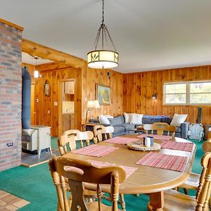 Queensbury Lakefront Home Screened Porch And Views! Exterior photo