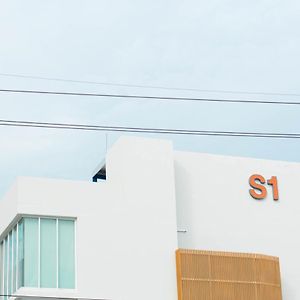 S1 Trang Hotel Exterior photo