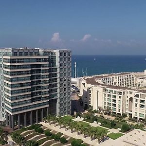 Okeanos Bmarina Aparthotel Herzliya Exterior photo