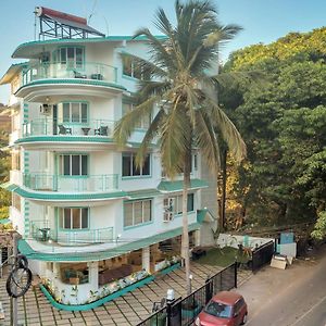 Delmare Boutique Hotel Candolim Exterior photo