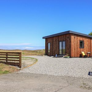 The Wheelhouse Villa Carinish Exterior photo