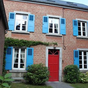 Chambre D'Hote Les Volets Bleus Bed & Breakfast Namur Exterior photo