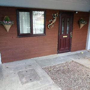 The Old Cart Shed Bed & Breakfast Lenwade Exterior photo