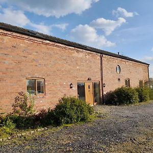 Mile House Barn Bed & Breakfast Bed & Breakfast Nantwich Exterior photo