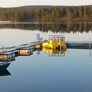 Sevetin Baari & Guesthouse Sevettijarvi Exterior photo