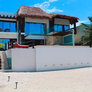 Therasia Luxury Beachfront Retreat Villa Telchac Puerto Exterior photo