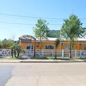 Hosteria San Benito Hotel Concordia Exterior photo