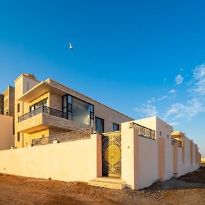 Comfort Chalet & Apartments Ras al Hadd Exterior photo