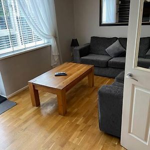 Garland Way 2 Bed House Sheffield Free Parking 5 Min From M1 Villa Mosborough Exterior photo