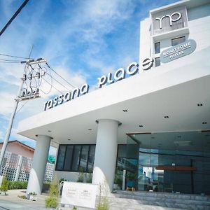 Tassanaplace Boutique Hotel Chonburi Exterior photo