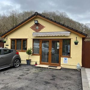 Plas Bach Swansea Exterior photo