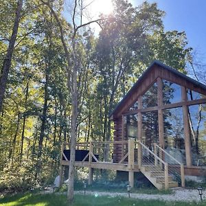 Fern Haven A Modern Take On Hocking Hills Cabins Stella Exterior photo