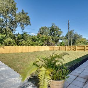 Vibrant Deland House Near Stetson University! Exterior photo