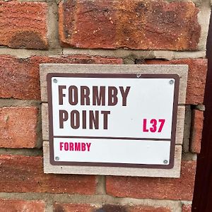 Formby Point Villa Liverpool Exterior photo