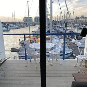 Seascape - Floating Home At Brighton Marina With Free Parking Exterior photo