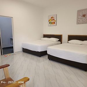 Asm Roomstay-4-2 Queen Beds Kuala Terengganu Exterior photo