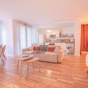 *Disneyland-Paris* 8Pers, Wifi, 2 Parkings Apartment Serris Exterior photo