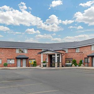 Quality Inn & Suites Mayo Clinic Area Rochester Exterior photo