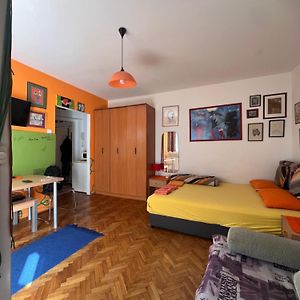 Orange Place Studio Apartment Belgrade Exterior photo