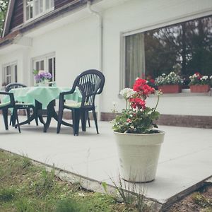 This Atmospheric Holiday Home Zoersel Exterior photo