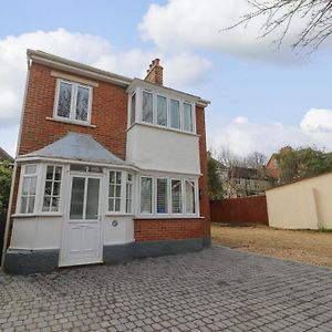 The Chocolate Box Villa Weymouth Exterior photo