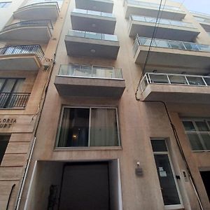 Sliema Apartment Close To Beach Exterior photo