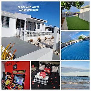Black And White Vacation Home Ceiba Exterior photo