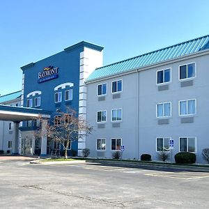 Baymont By Wyndham Litchfield Hotel Exterior photo