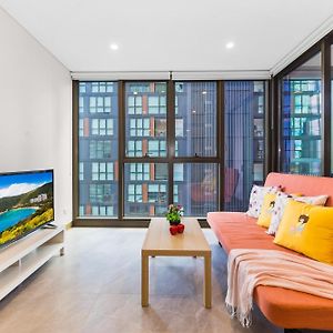 1Br Apt By Train&Shopping Pool&Gym With Water View Apartment Sydney Exterior photo