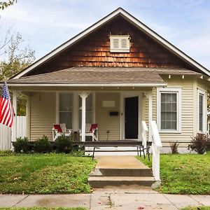 The Porter Pearl Centrally Located Joplin Home! Exterior photo