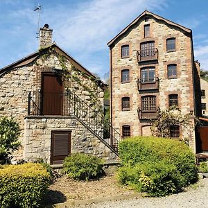 The Old Mill Holiday Cottages, Nr Mold Exterior photo