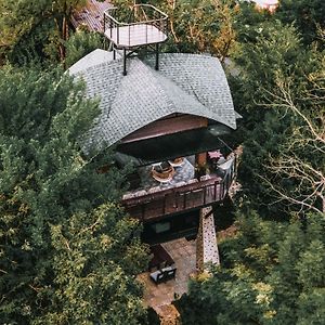 The Chamuang Forest Hotel Nakhon Nayok Exterior photo