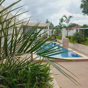 La Pina Dorada Hotel Nemby Exterior photo