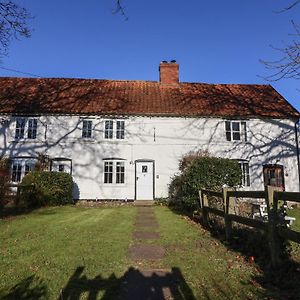 2 Greensleeves Villa Saxmundham Exterior photo