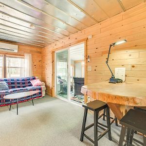 Oscoda Cabin With Charcoal Grill Walk To Lake Huron Villa Exterior photo