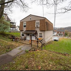 Pet Friendly Private Townhouse With Washerdryer Villa Ligonier Exterior photo