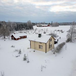 Beekeepers House Bed & Breakfast Ruovesi Exterior photo