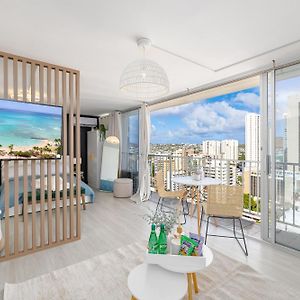 Stylish, Newly Renovated Studio Near Waikiki Beach! Apartment Honolulu Exterior photo