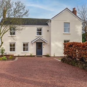 Deer Park Farmhouse Villa Lydney Exterior photo