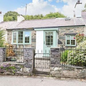 Country Cottage With Hot-Tub And Cosy Log Burner Tregarth Exterior photo