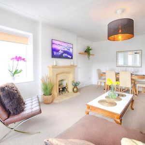 Seaside Spacious 4 Bedroom Nr Town Centre And Open Golf West Kirby Exterior photo