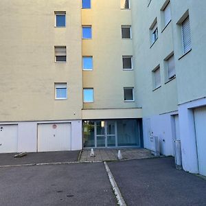 Vue Sur Jardin Parking Ascenseur Un-Sejour-A-Part Apartment Metz Exterior photo