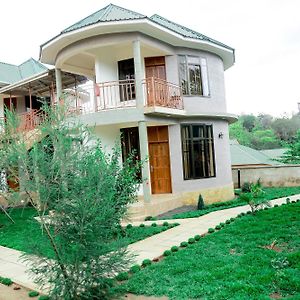 Wademac Arusha Inn Hotel Exterior photo