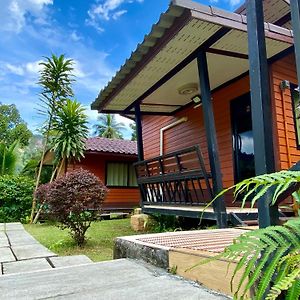 Guesthouse 88 Phang Nga Exterior photo