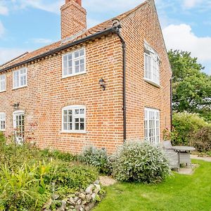 Riverside Cottage Snape  Exterior photo