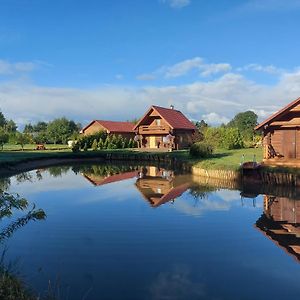 Lindiki Hotel Salaspils Exterior photo