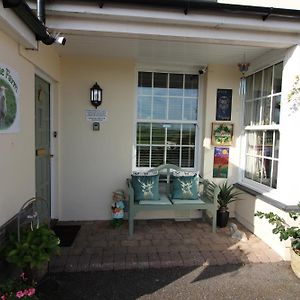 Melorne Farm Guest House Camelford Exterior photo