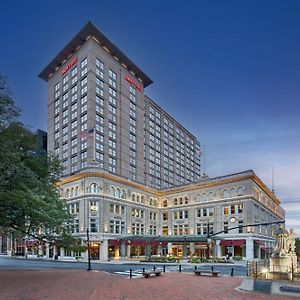 Lancaster Marriott At Penn Square Hotel Exterior photo