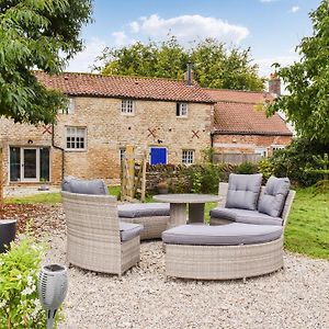 Low Hall Barn Villa Ayton Exterior photo